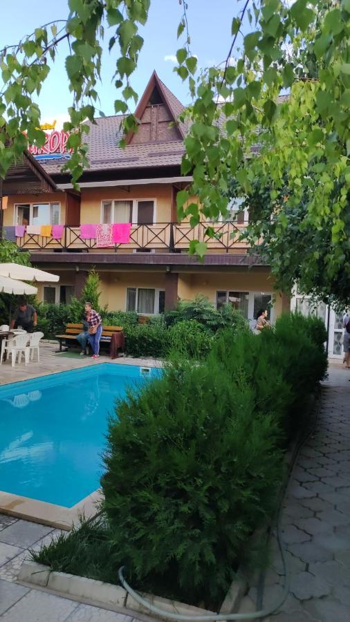 Evropa Hotel 보스테리 외부 사진