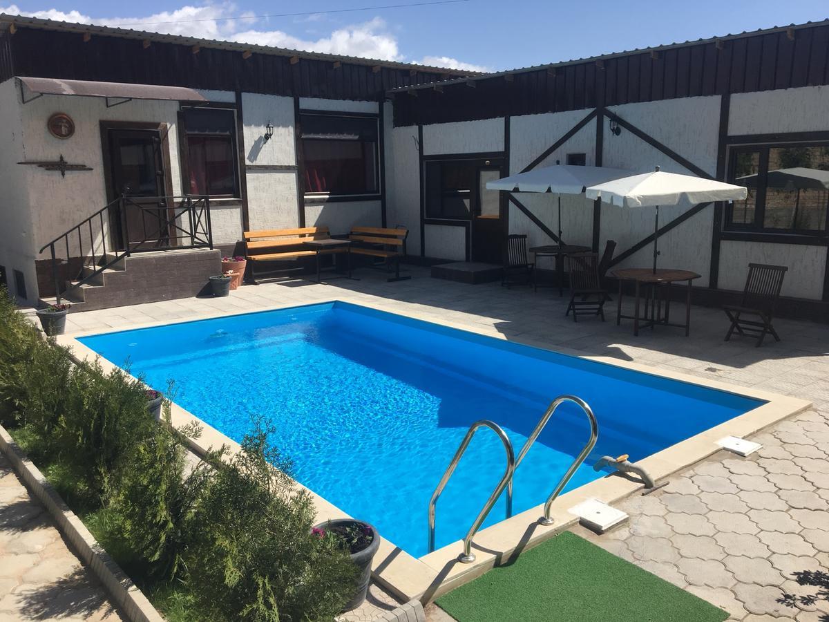 Evropa Hotel 보스테리 외부 사진